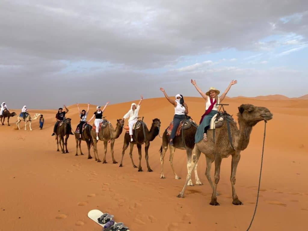 Sahara Dunes Luxury Camp Merzouga Exterior photo