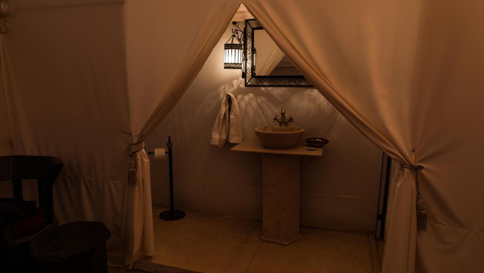 Sahara Dunes Luxury Camp Merzouga Exterior photo